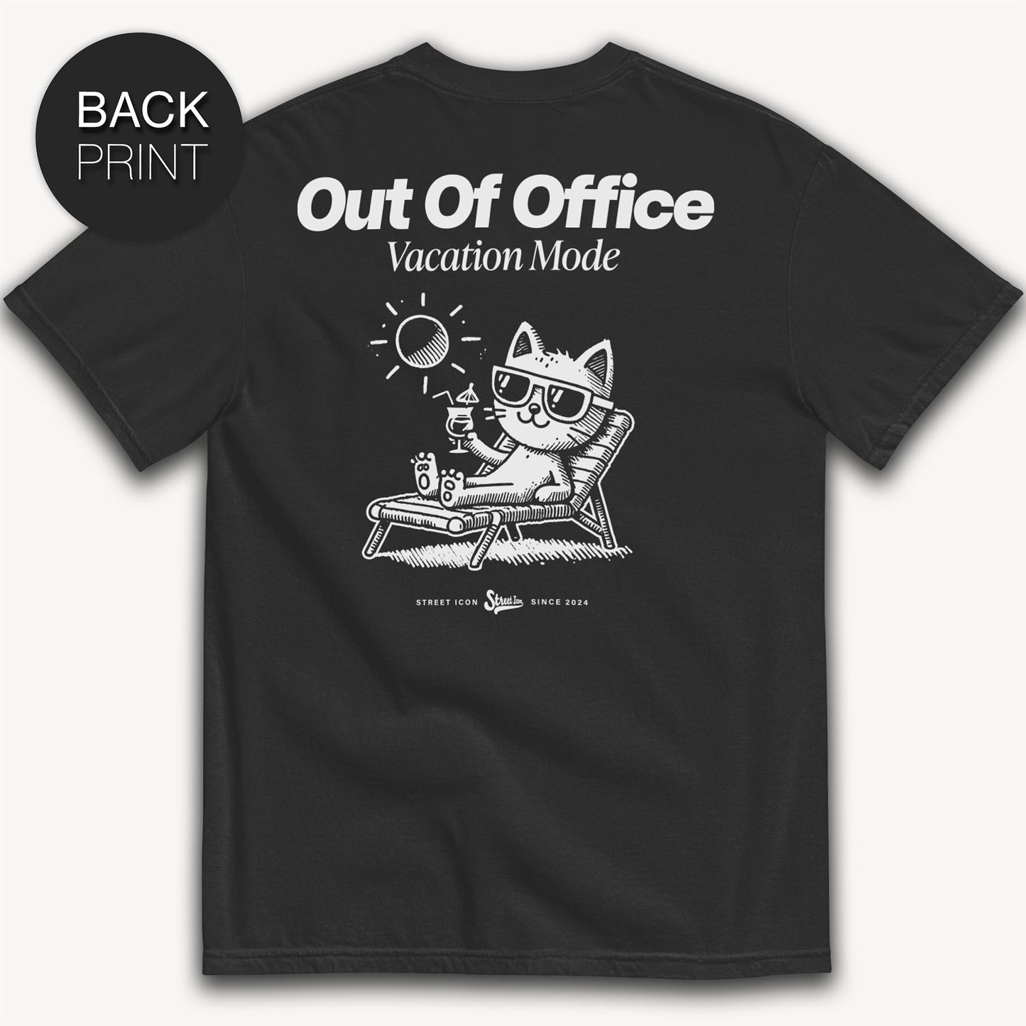 Out Of Office Cat - T-Shirt mit Backprint